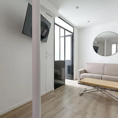 Daumesnil Gare De Lyon Ii : Cosy 1br Apartment Paris